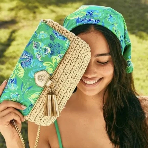 LILLY PULITZER Botanical Garden Straw Crossbody Flutter Clutch - Picture 3 of 17